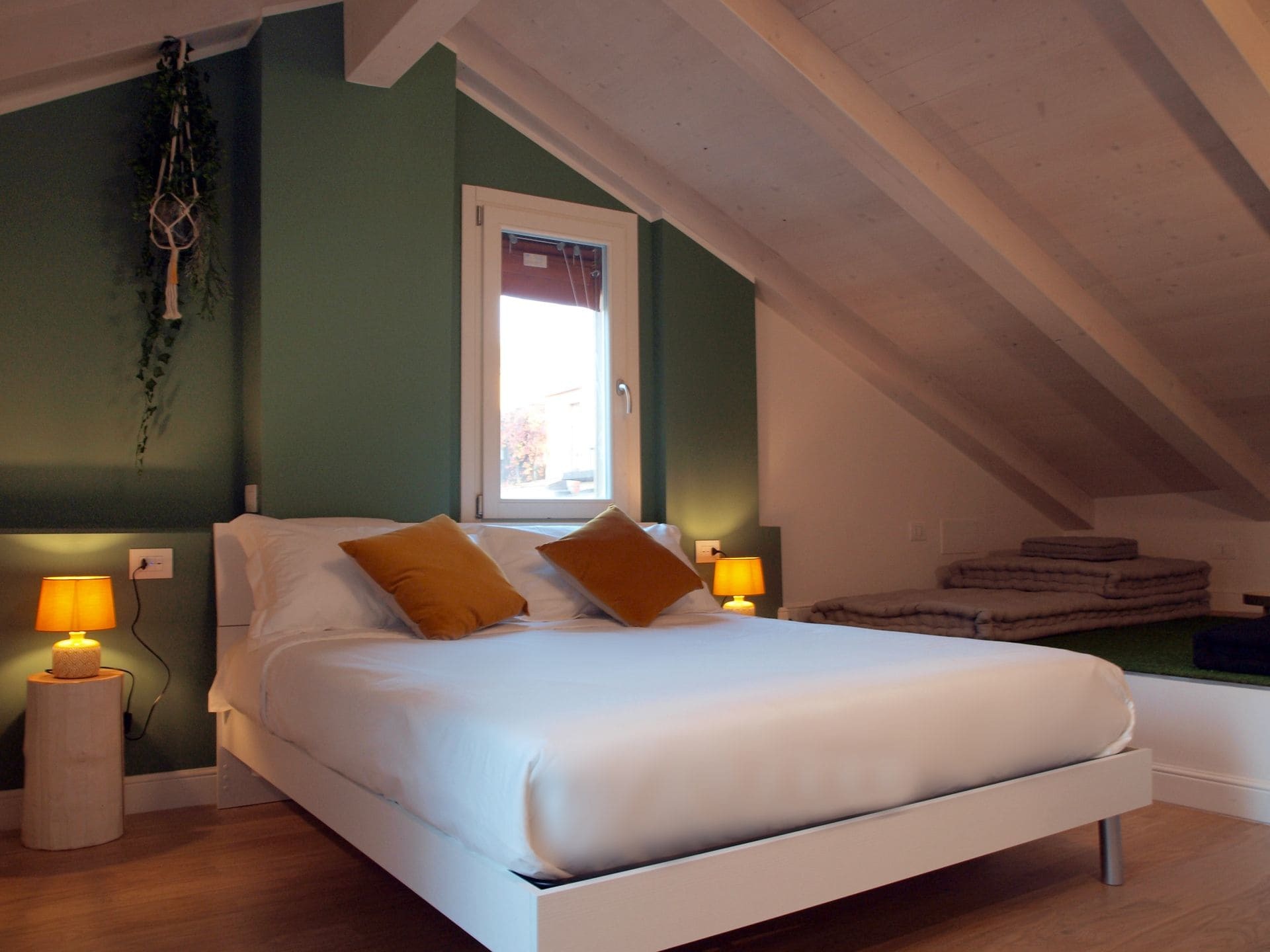 Cosmopolitan Central Rooms Болонья Екстер'єр фото