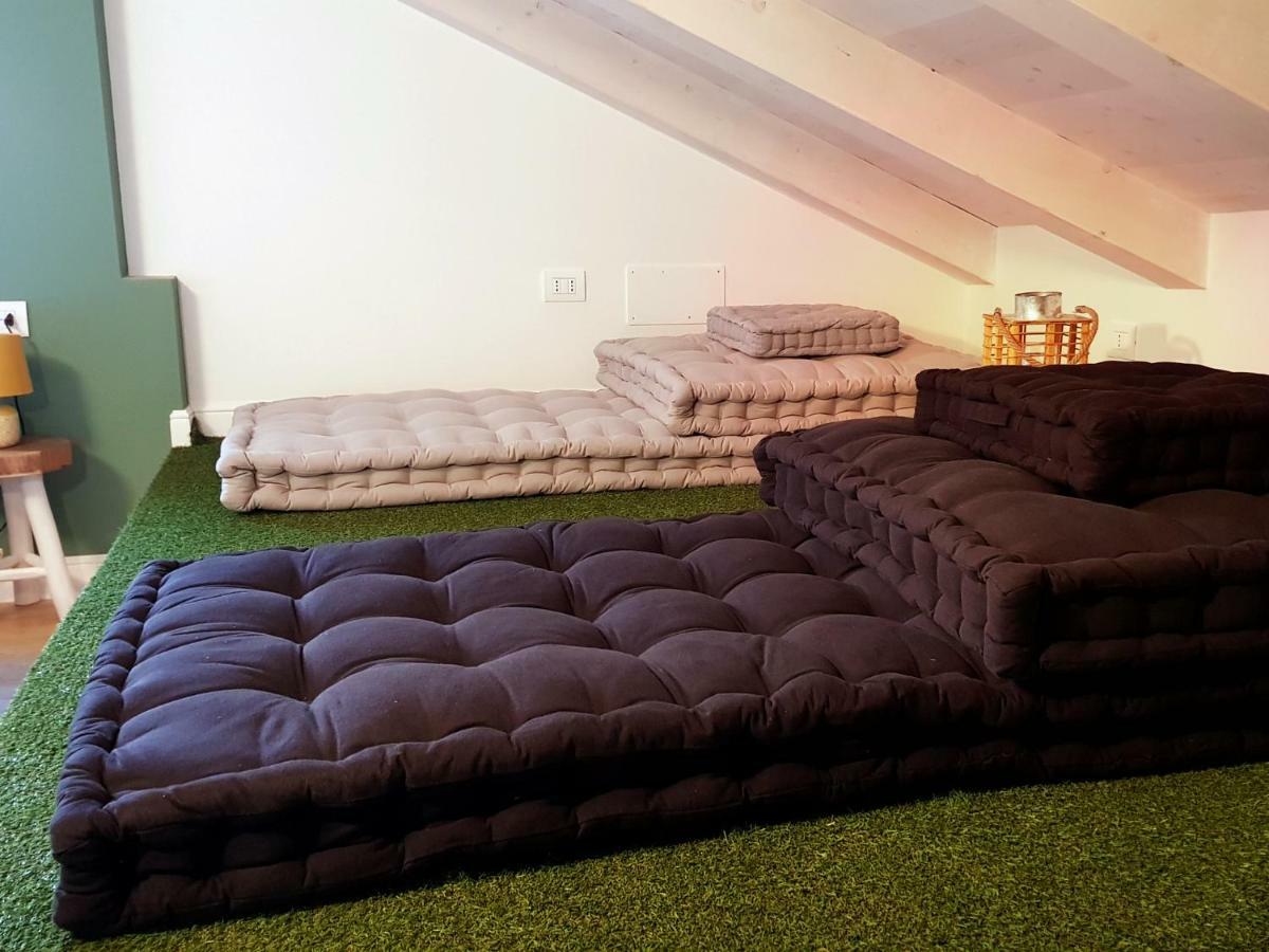 Cosmopolitan Central Rooms Болонья Екстер'єр фото